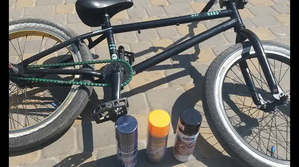 dviračių dažymas purkštuvu