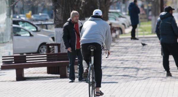 Ar galima važiuoti dviračiu šaligatviais: ypatybės ir draudimai