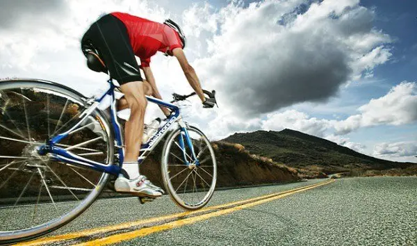 važiuojant dviračiu naudojami raumenys.